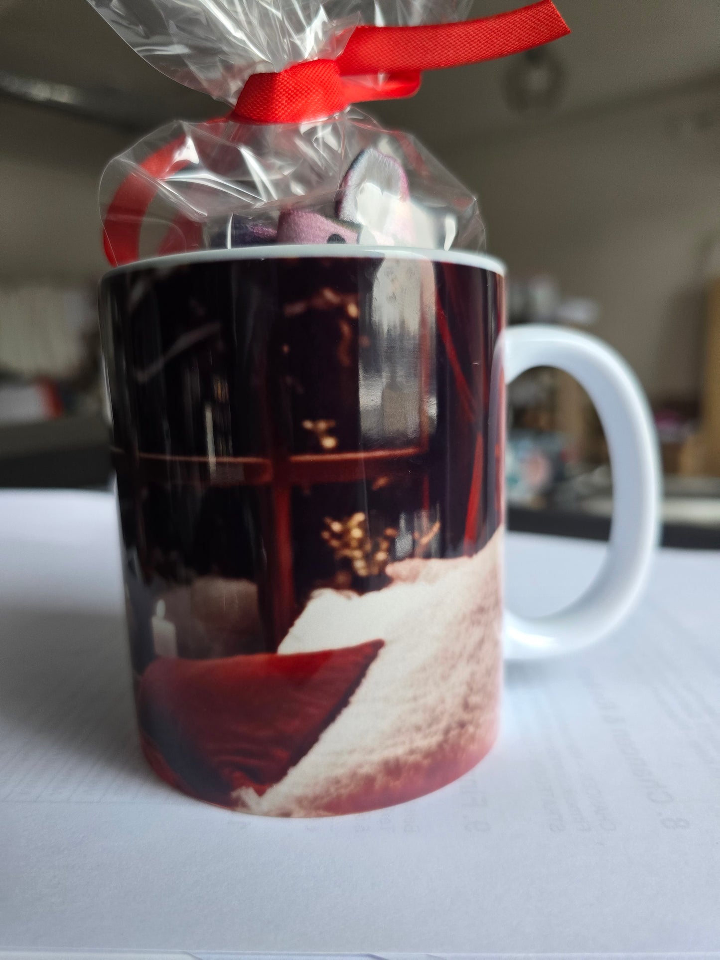 Weihnachtstasse „Winterfenster“ – Premium Sublimationsdruck (Geschenkidee)