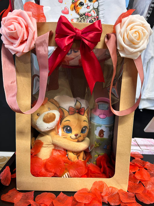 Baby Geschenkbox – personalisiert (inkl. Design &amp; Verpackung)